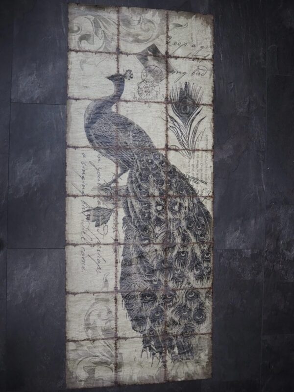 Peacock floor decor