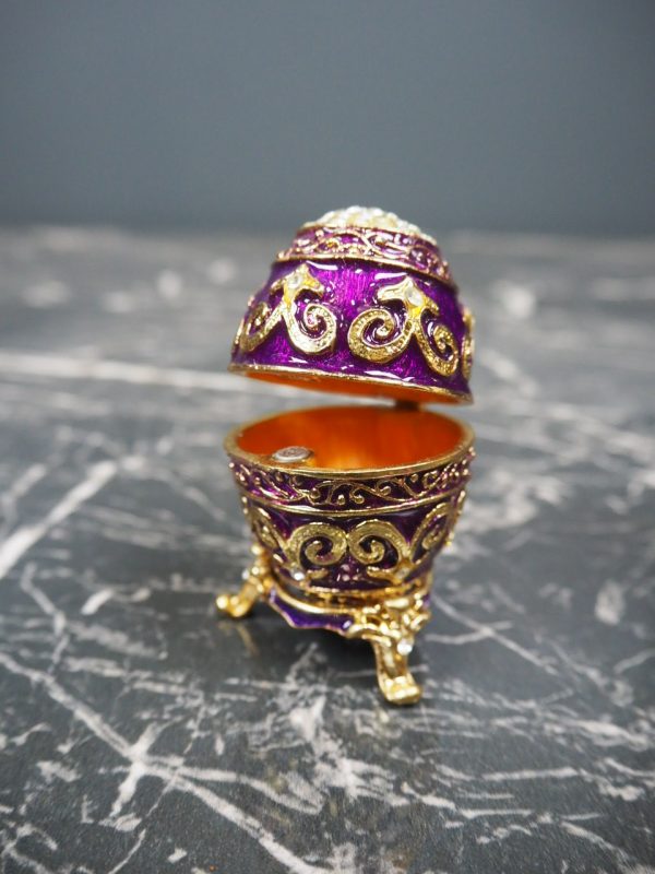 Eggbox puple w golddecor sm - Image 5
