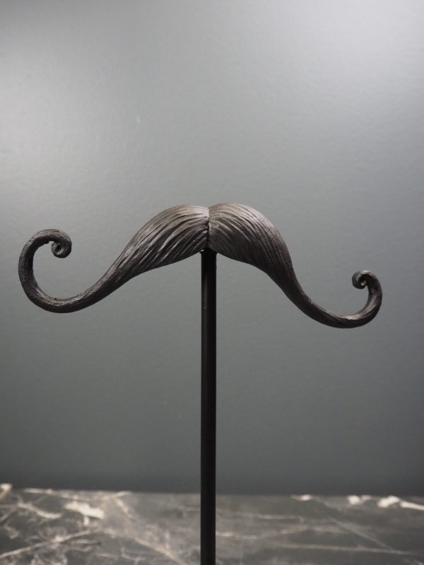 Resin Beard w Base BLACK - Image 2