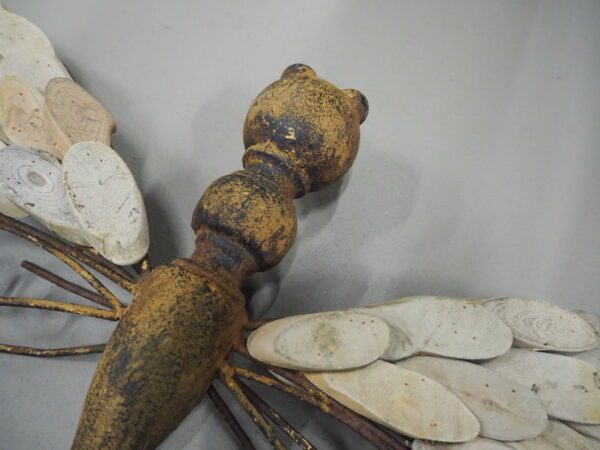 Dragonfly driftwood - Image 3