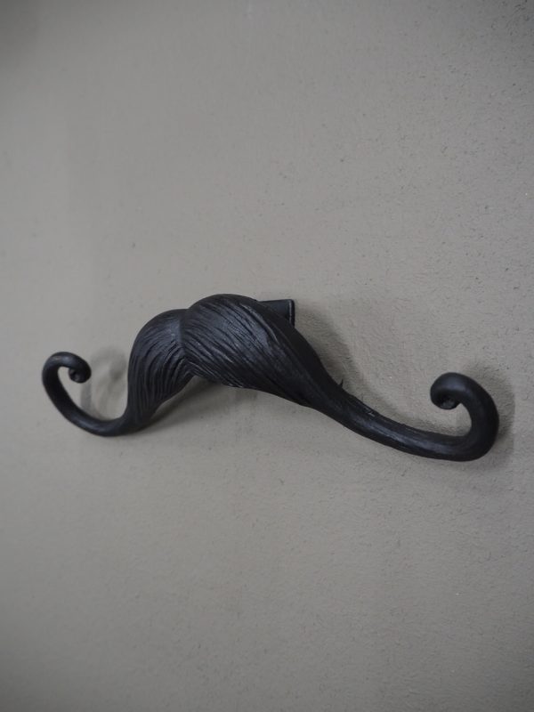 Resin Beard Wall Deco - Image 3