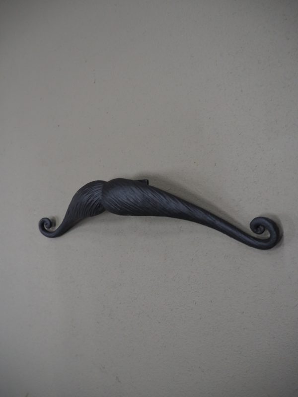 Resin Beard Wall Deco - Image 5