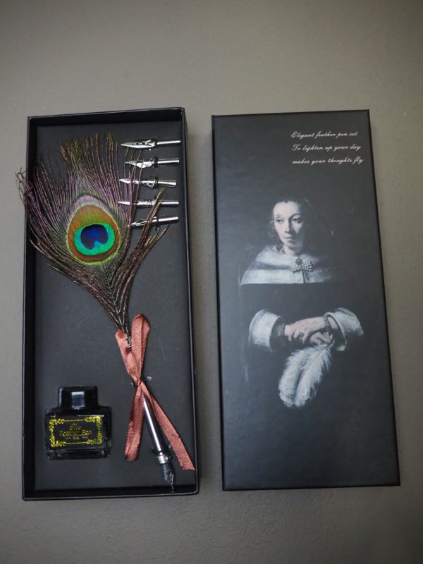 Peacock feather pen set Lady