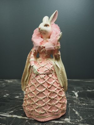 Lady Rabbit w Cape Pink