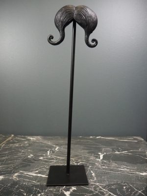 Resin Beard w Base BLACK