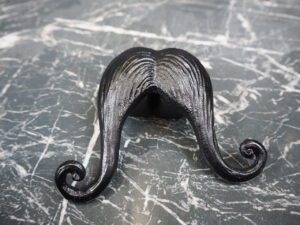 Resin Beard Wall BLACK