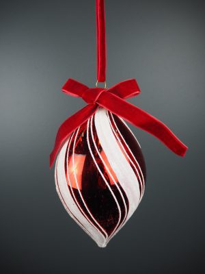 Swirl glass drop