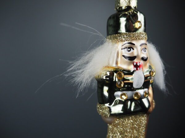 Nutcracker green glass - Image 3