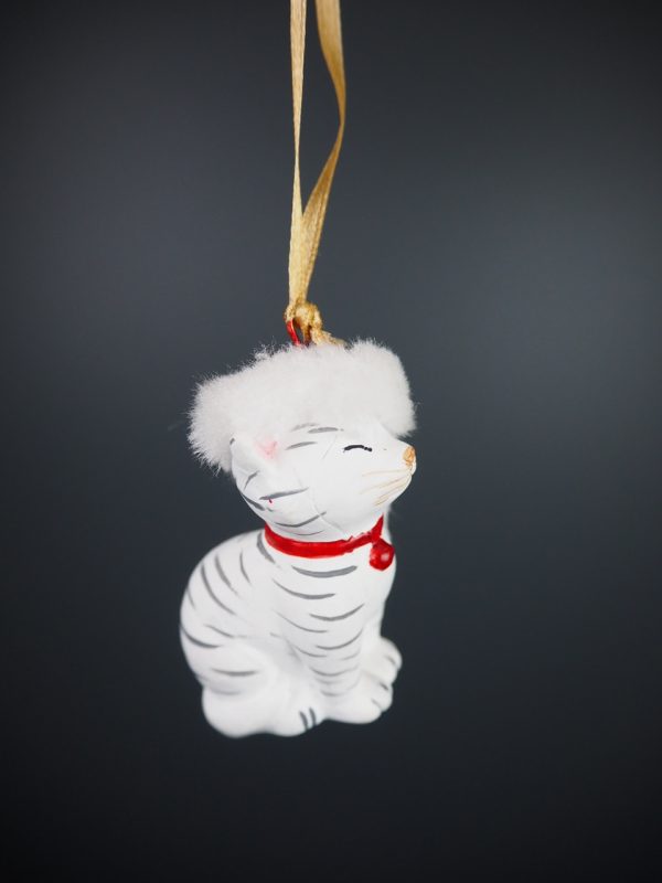 Cutie cat in white w/ red bell & fur orn - Image 4