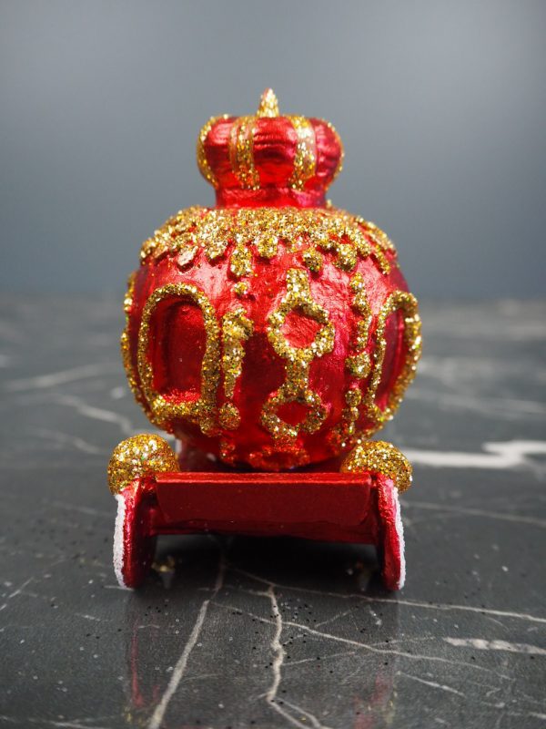 Jeweled pumpkin carriage in satin red w/ gold glits orn - Image 2