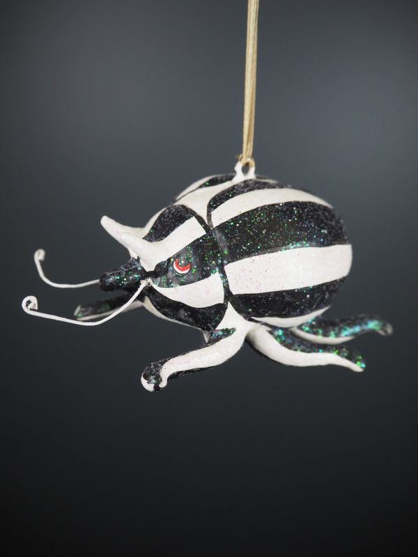 Lady bug in white/ blk w/ glits orn - Image 2