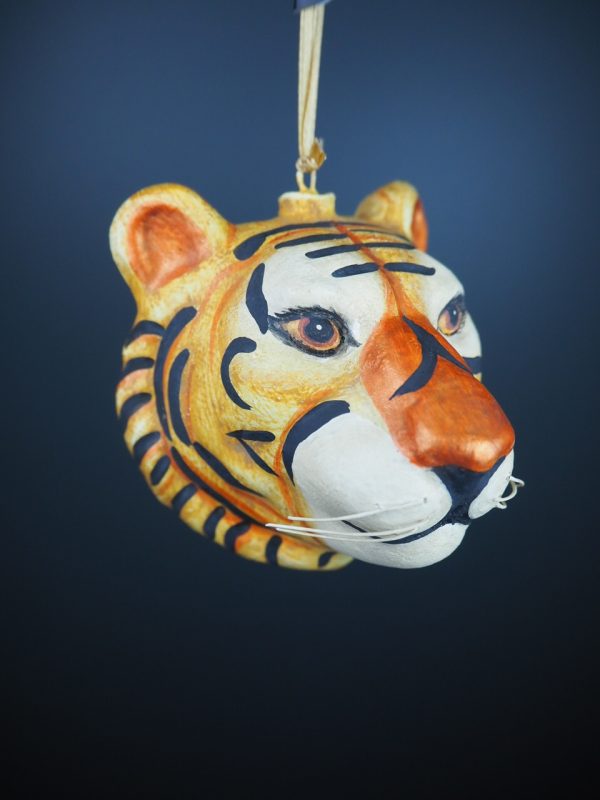 Tiger head in realistic w/ ant - Image 2