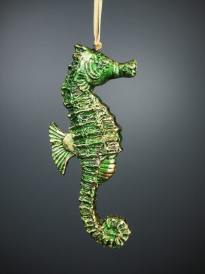 Seahorse in fading green/gold orn