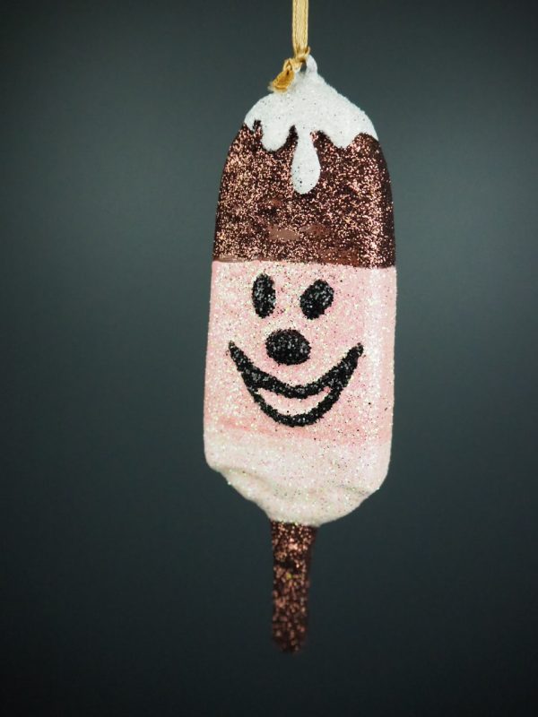 Smiling popsicle fading coffee