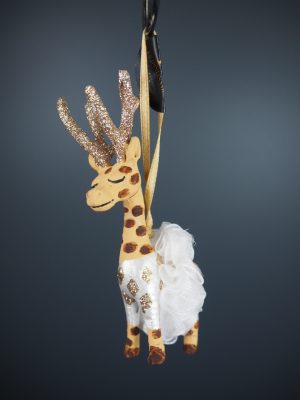 Christmas giraffe pealwhite
