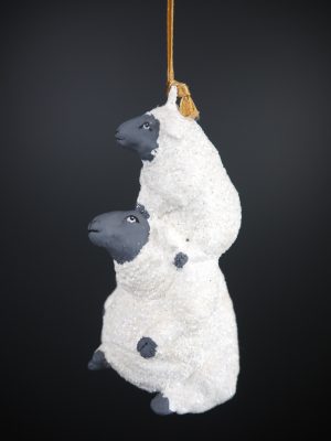 Baby lamb backriding mother lamp in white glits orn