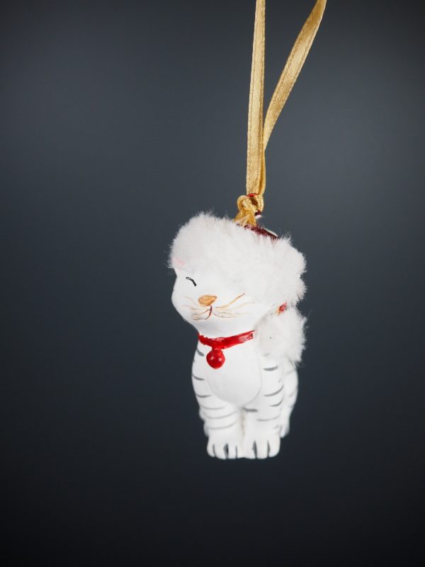 Cutie cat in white w/ red bell & fur orn