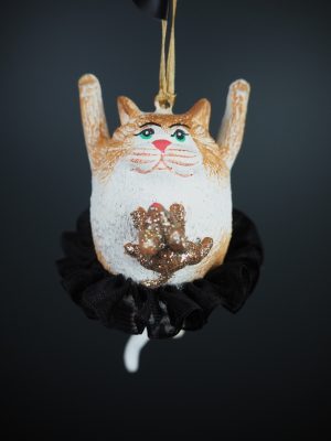 Fat cat w/ mouse on tummy with black fabskirt orn