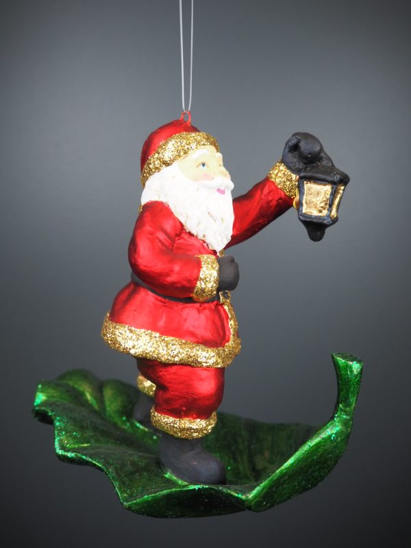 Santa riding leaf red/green
