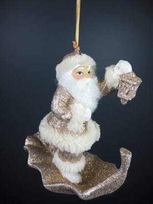 Santa riding leaf champ fur
