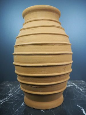 Terracotta ribbed raw