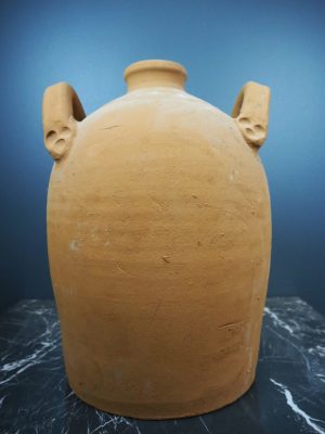 Terracotta w handle raw