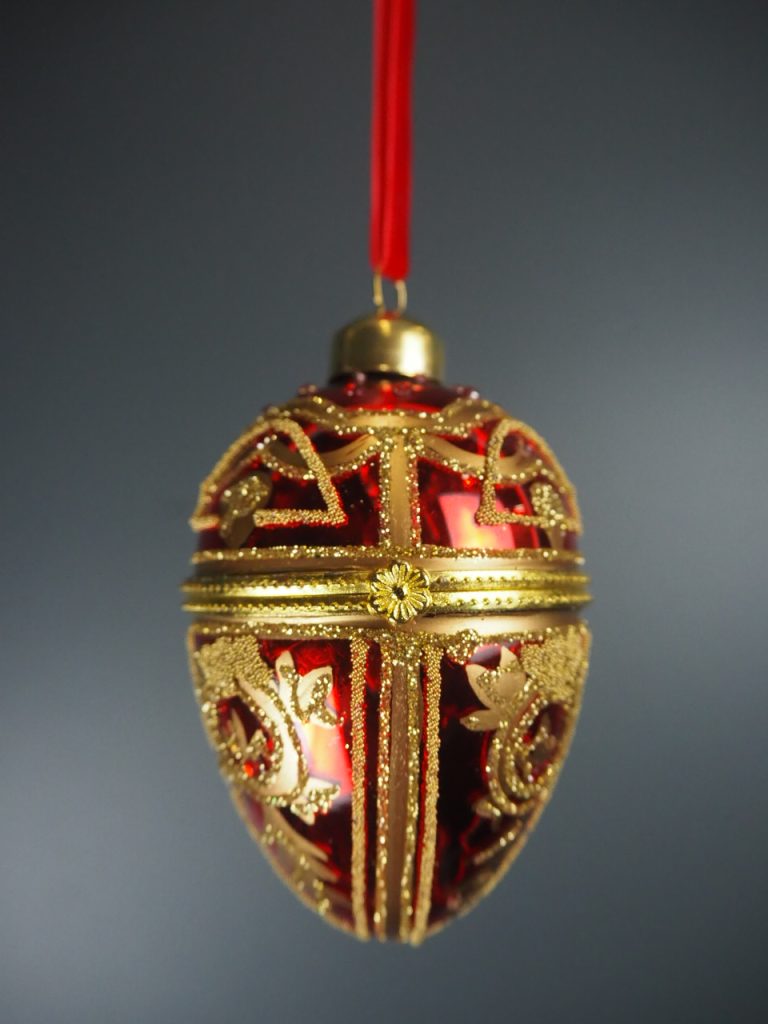 Glass egg box red 8,5 cm