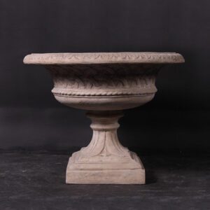 Eastwell Urn On Base