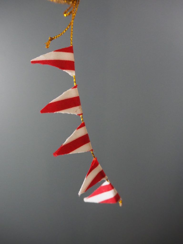 Hippo ballo met.red/whi glits stripe orn - Image 7