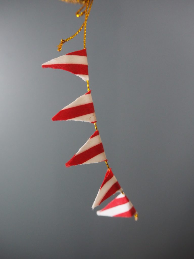 Hippo ballo met.red/whi glits stripe orn - Image 8