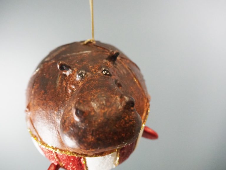 Hippo balloon latex /red white & glit orn - Image 14