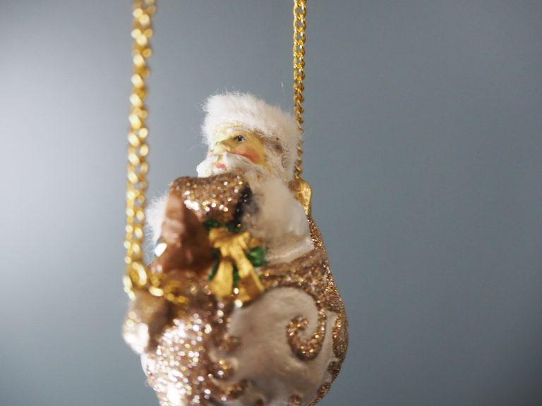 Santa air balloon in p.whi/strip ch glits orn - Image 6