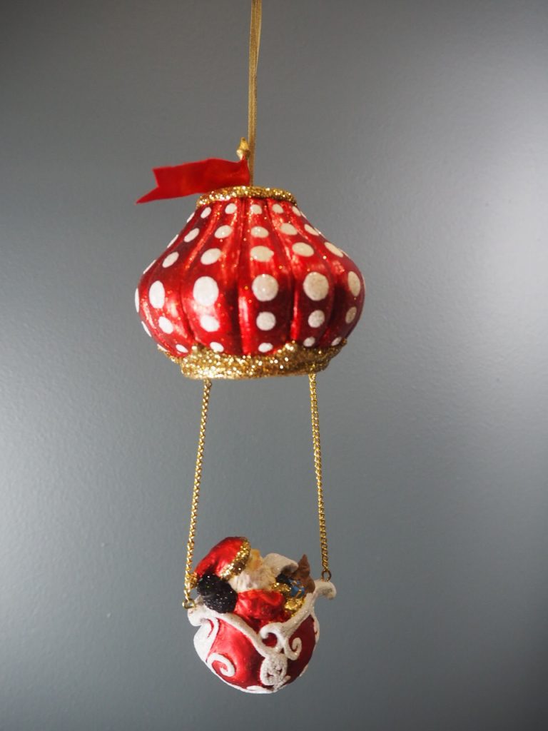 Santa air ball. satin red w/ flag & polka w - Image 2