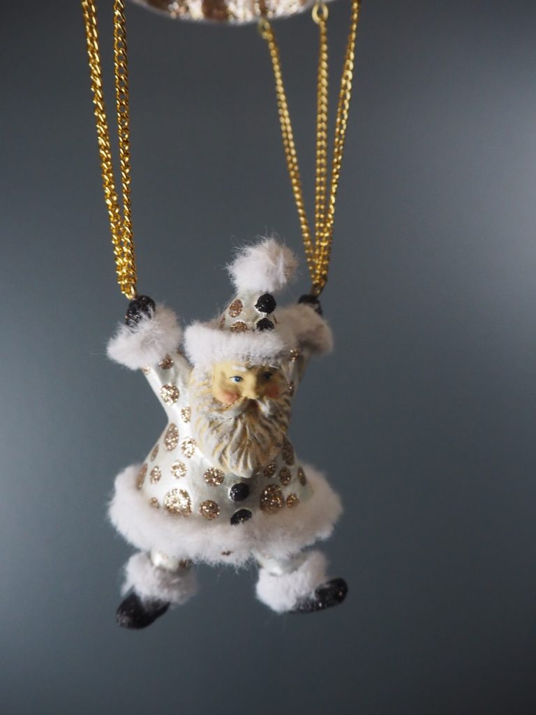 Santa parachute white/champ glit - Image 9