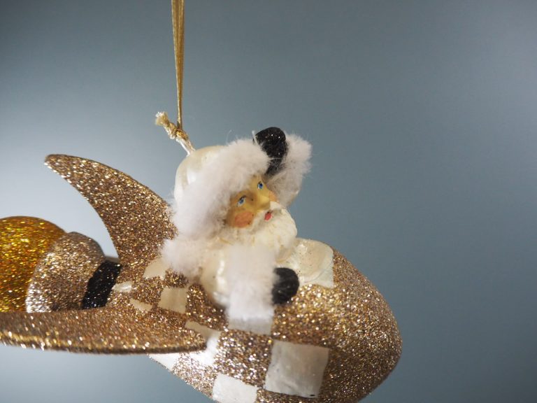 Santa on rocket white glits fur - Image 6