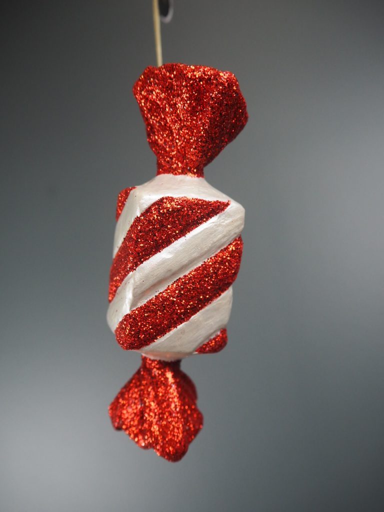 Medium candy iwhite red glits - Image 5