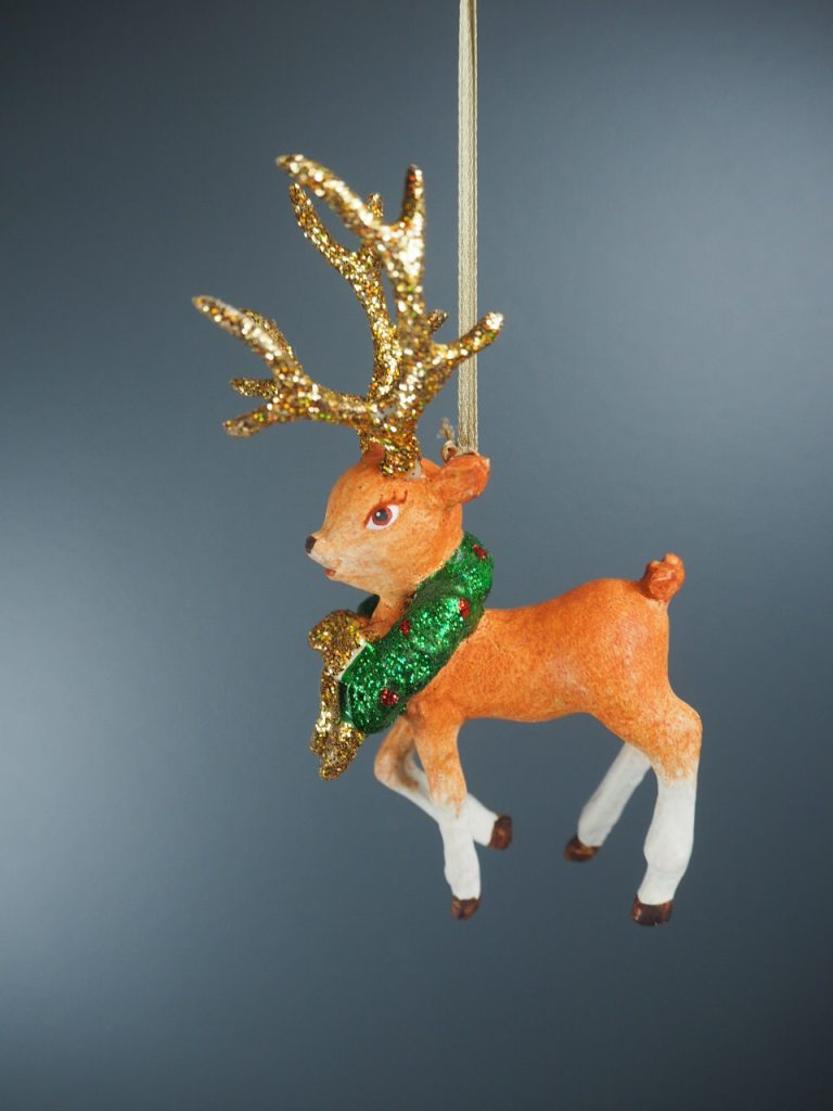 Rudolph w wreath brown /gold horn glit - Image 8