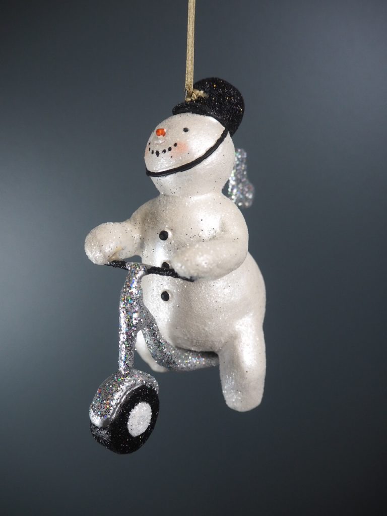 Police snowman whi glits wh scooter orn - Image 2