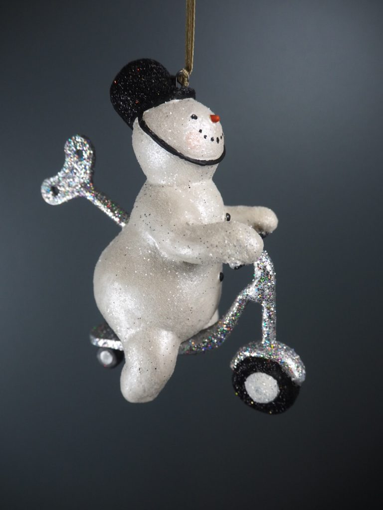 Police snowman whi glits wh scooter orn - Image 9