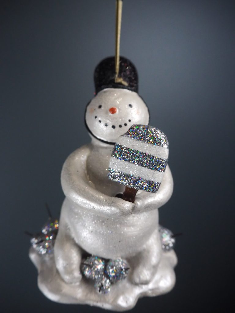 Police snowman holdsilver/wh ice pop - Image 2