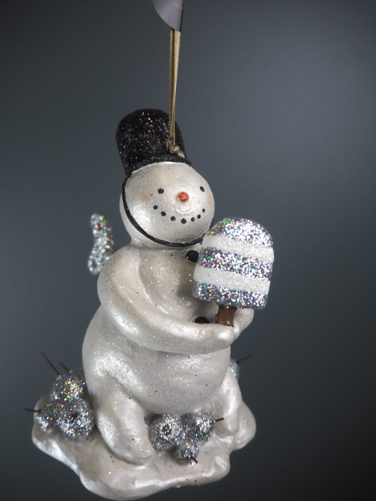 Police snowman holdsilver/wh ice pop - Image 7