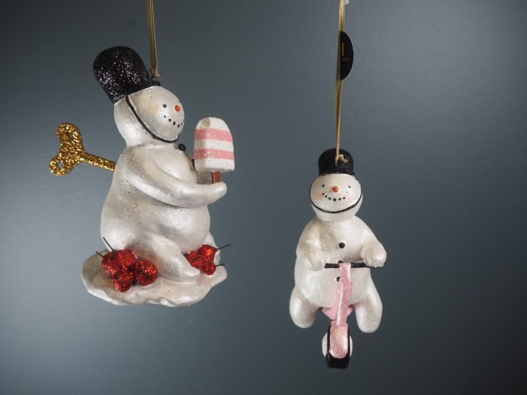 Police snowman wh.glits  pink scooter orn - Image 10