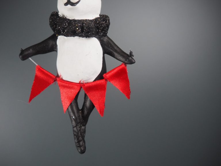 Panda showman w red flag orn - Image 4