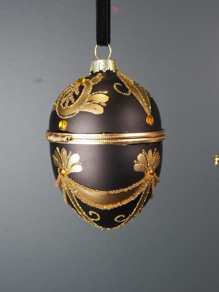 Egg box black - Image 11