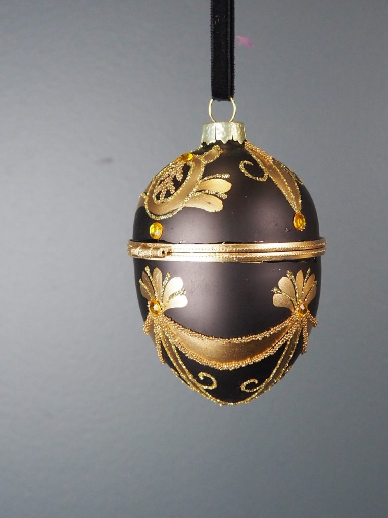 Egg box black - Image 12