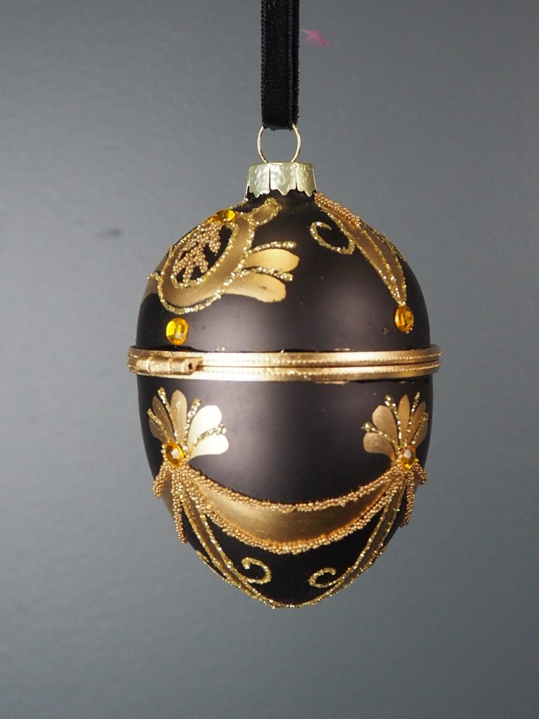 Egg box black - Image 13