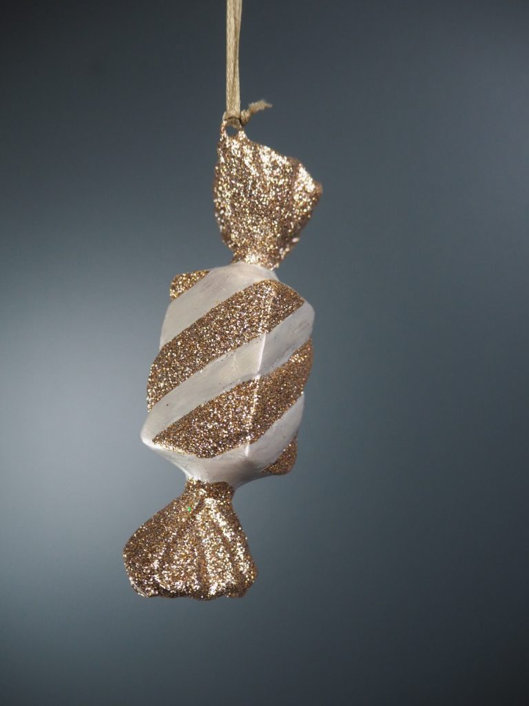 Medium candy white champ glits