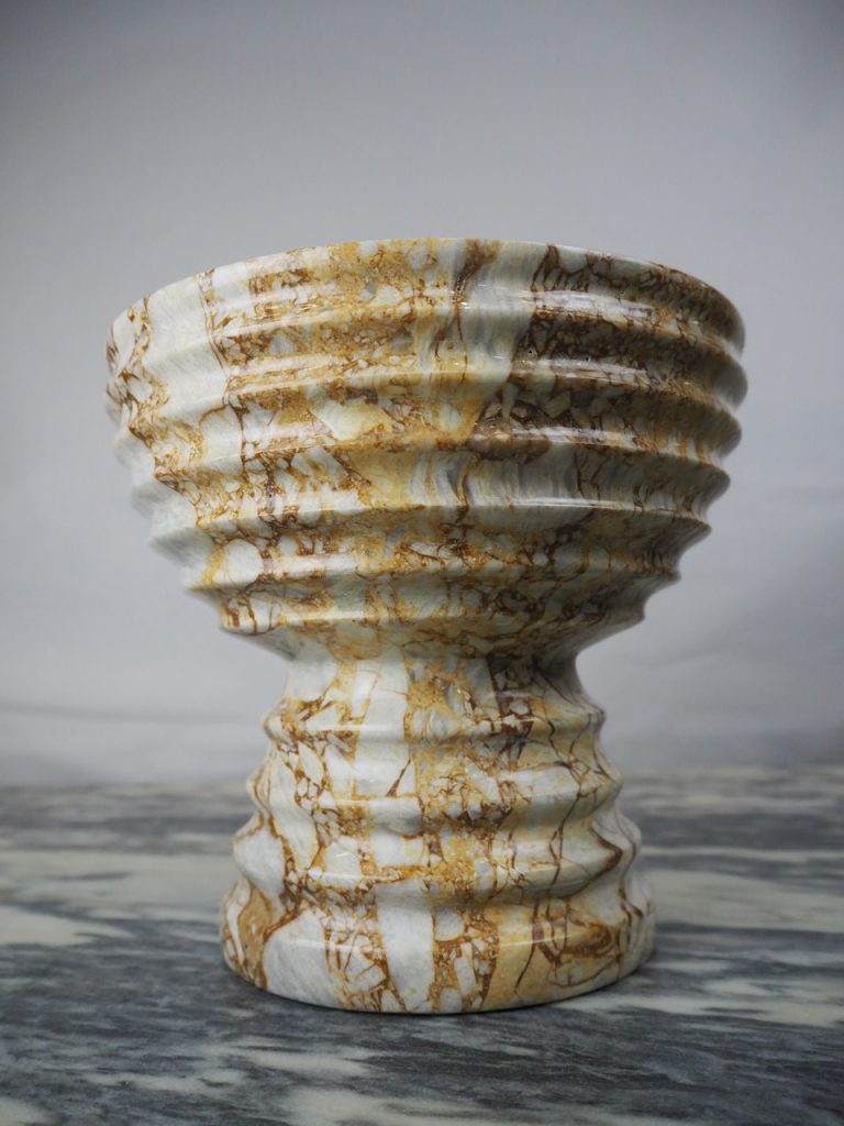 Ribbed Pedestal bowl Ribbed foot - Image 6