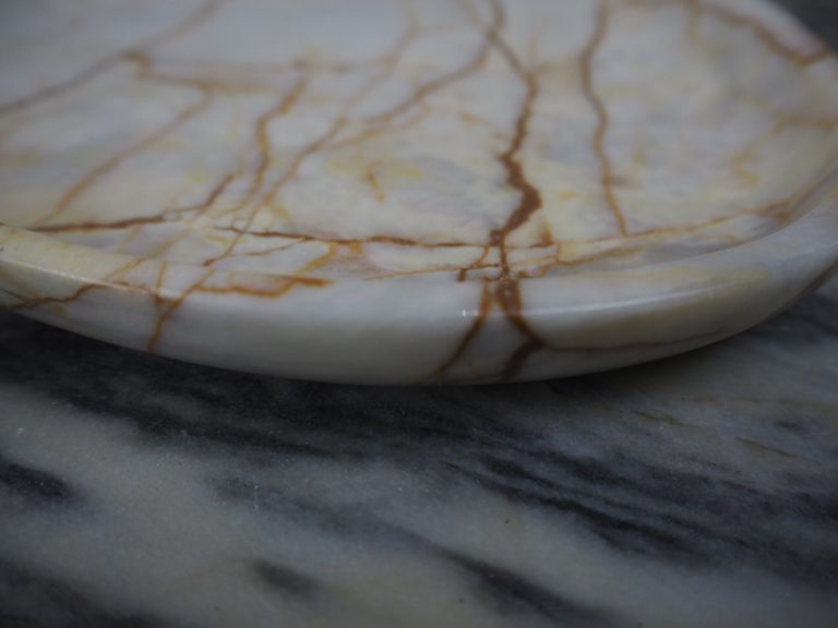 Irregular Tray - Image 4