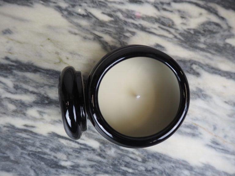Hive candle the night - Image 9